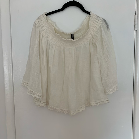 Zara Tops - Zara Peasant Blouse